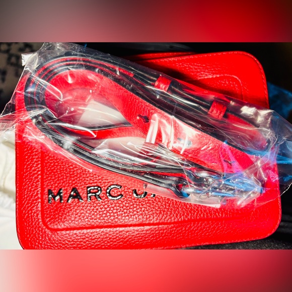 MARC JACOBS CROSSBODY LUNBOX PURSE NWOT - Picture 3 of 15